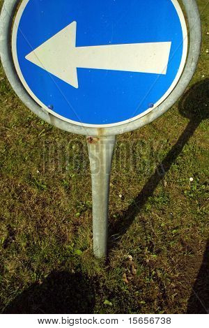 indiquant la rue