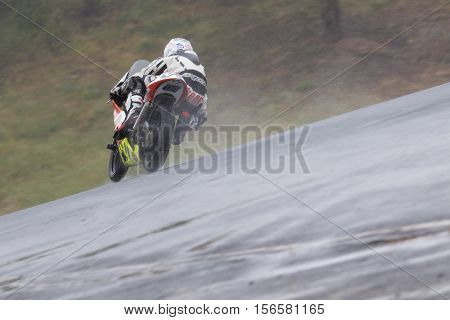 MELBOURNE AUSTRALIA – NOVEMBER 13: during Round 4 Victorian Road Racing Championships. Broadford Australia. Photo: Dave Hewison