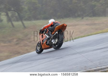 MELBOURNE AUSTRALIA – NOVEMBER 13: during Round 4 Victorian Road Racing Championships. Broadford Australia. Photo: Dave Hewison