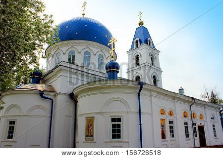 Tomsk. Church of the Holy Trinity. Overcast.