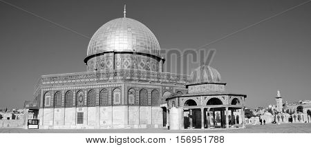 JERUSALEM ISRAEL 23 10 16: Temple Mount known as the the Noble Sanctuary of Jerusalem located in the Old City of Jerusalem, is one of the most important religious sites in the world.