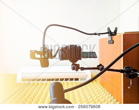Camera On The Friction Arm. Studio Setup. Articulating Magic Friction Arm Large Super Clamp Crab Pli