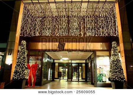 entrée au magasin pendant les fêtes de Noël