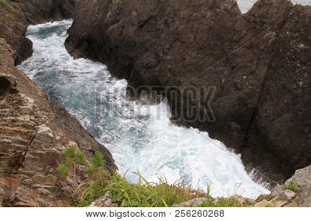 Kaminariiwa Rock And Ranboya Gorge In Goishi Coast, Ofunato, Iwate, Japan