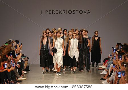 Ukrainian Fashion Week Ss19: Collection By J.perekriostova