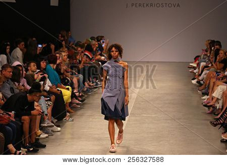 Ukrainian Fashion Week Ss19: Collection By J.perekriostova