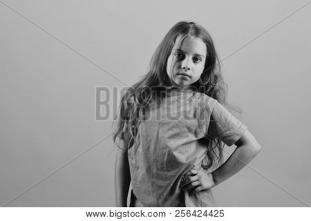 Kid Poses As Bgirl In Cool Style