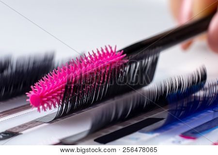 Eyelash Extension Procedure. Set Lashes Close Up Pink Comb