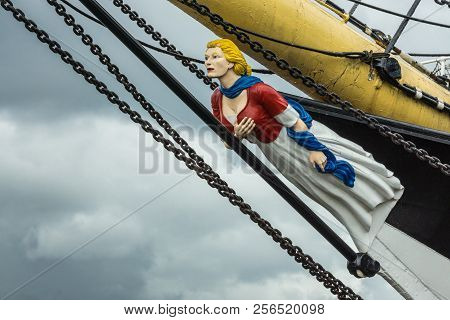 Glasgow, Scotland, Uk - June 17, 2012: Closeup Of Figurehead Representing Blonde Woman With Gray Dre
