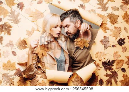 Autumn Leaves Festival. Online Advertising. Happy Loving Couple. Black Friday Shopping. Autumn Sale 