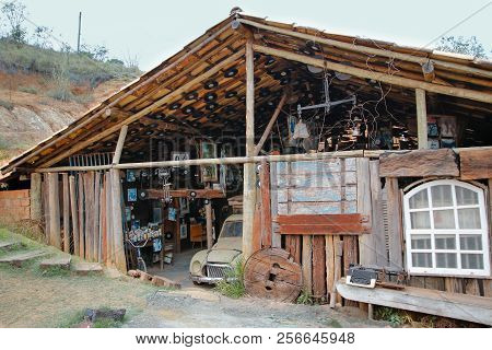 Nova Lima, Brazil - August 25, 2018: Collection Of Old Things Used And Without Restoration In Arts M