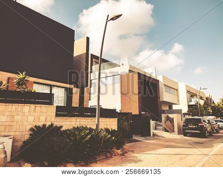 Rishon Le Zion, Israel -  June 28, 2018: Private Modern Houses On The Streets In Rishon Le Zion, Isr