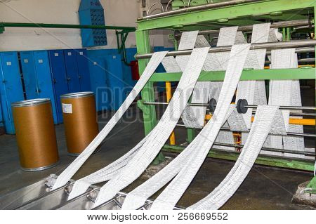 Production Process Of White Synthetic Acrylic Fiber Production At The Petrochemical Plant