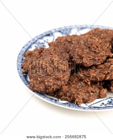 No Bake Chocolate Peanut Butter And Oat Cookies