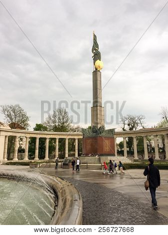 Austria, Vienna, 15/04/2017 Townspeople Near The Monument Of The Soviet Army, Monument To Soviet Sol