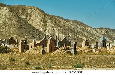 Naryn River Valley, Ancient Cemetery, Naryn Region, Tian Shan Mountains In Kyrgyzstan, Central Asia,
