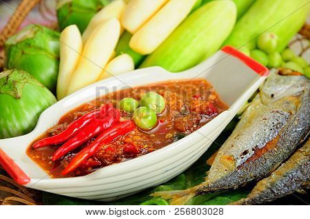 Set Of Chili Sauce Cook Via Shrimp Paste , Thai Food Culture