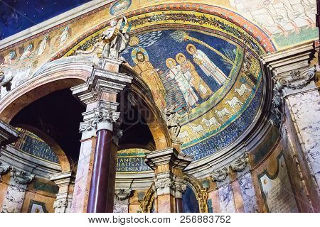 Rome, Italy -march 19, 2018: Interior Of Santa Prassede (the Basilica Of Saint Praxedes), The Most F