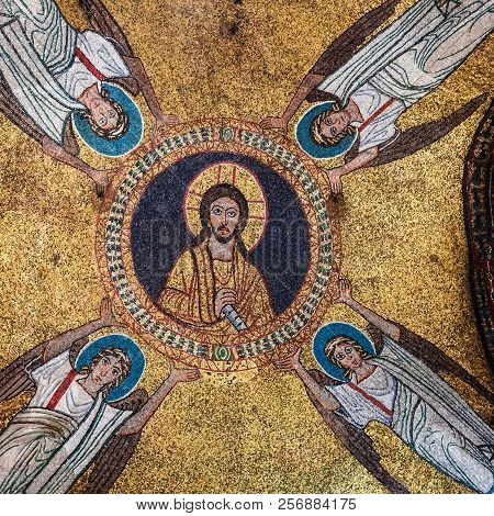 Rome, Italy -march 19, 2018: Ceiling Of The San Zeno Chapel In Santa Prassede (the Basilica Of Saint