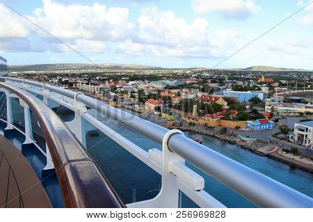 Kralendijk, Bonaire - 12/16/17 -  Downtown Views Of The Town Of Kralendijk, Bonaire Seen From A Crui