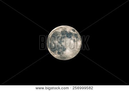 Full Cotrast Night Moon In Black Sky