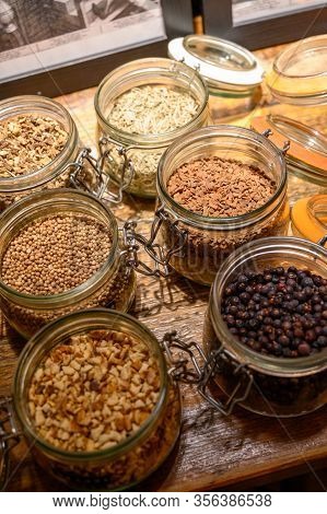 Tastes Of Gin, Botanicals Ingredients For Gin Distillery Process, Dried Orange Peels, Juniper Berrie