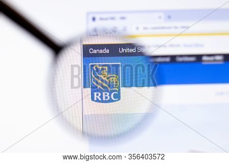 Los Angeles, California, Usa - 20 March 2020: Royal Bank Of Canada Rbc Company Logo On Website Page 