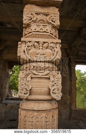 Close-up Of Piller Qutub Minar, World Heritage Site,tallest Bricks Minaret Of The World, New Delhi, 