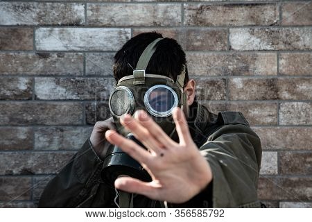 Gas Mask Fear Chimical Batteric Scared Corona