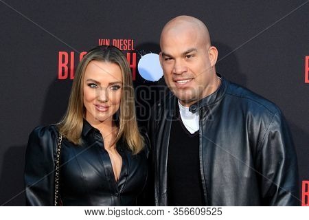 LOS ANGELES - MAR 10:  Amber Nicole Miller, Tito Ortiz at the 