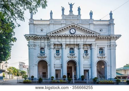 View At Fascade Of St.lucia Cathedral In Colombo, Sri Lanka