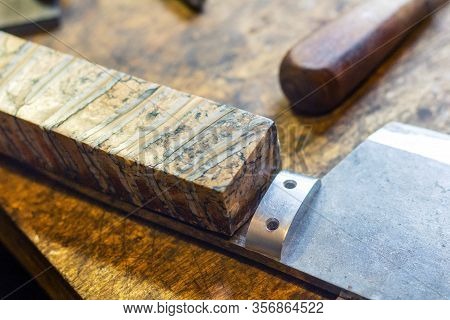 Making Knife Handle Rivet With Pins, Knifemaking.