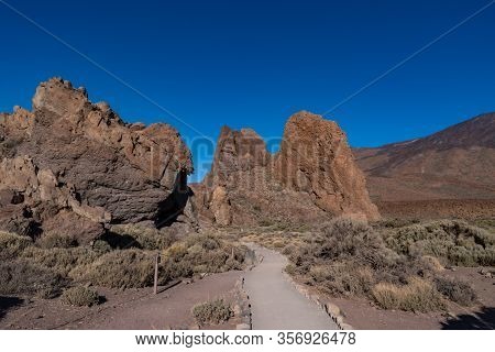 View Of Roques De García Unique Rock Formatio, Teide National Park, Tenerife, Canary Islands, Spain