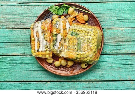 Tasty Aspic Fish.