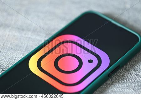Instagram Application Icon On Apple Iphone 13 Pro, Smartphone With Ig Instagram Logo On The Screen P
