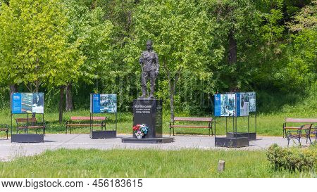 Indjija, Serbia - May 08, 2022: Bronze Statue Of Milunka Savic War Heroine Memorial Park.