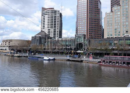 Melbourne, Australia - 2 June 2022: The River View Of Southgate, The Modern Complex Of Restaurants A