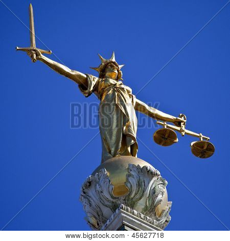 Lady retfærdighed Statue Ontop af den gamle Bailey i London
