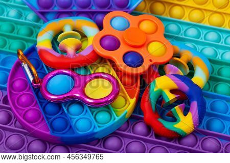 Popular Silicone Colorful Anti Stress Pop It Toys. Simple Dimple, Snapperz, Expander. Trendy Pop It 