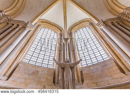 Saint Mary Magadalene Abbey, Vezelay, France, Interiors