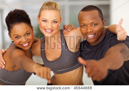 Yaşasın vazgeçmek mutlu spor takım