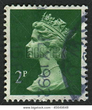 UK-เซอร์กา 1971:A แสตมป์ที่พิมพ์ในประเทศอังกฤษแสดงรูปของ Elizabeth II เป็นพระมหากษัตริย์รัฐธรรมนูญของ 16 