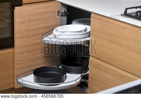 Kitchen Access Mechanism Magic Corner For Blind Corner Cabinets. Solution For A Kitchen Corner Stora
