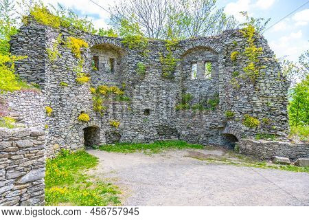 Old Stone Medieval Caste Ruin Fortification. Tolstejn Castle Ruins In Lusatian Mountains, Czech Repu