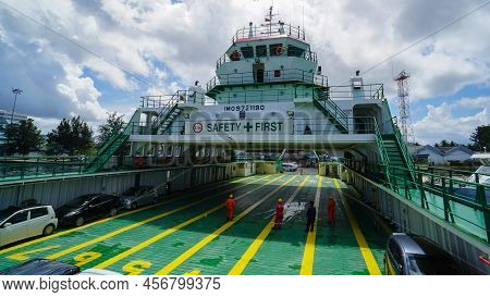 Labuan,malaysia-may 7,2016:view Inside Of The Ro Ro Ferry Ship With Vehicles At Labuan,malaysia. Tra