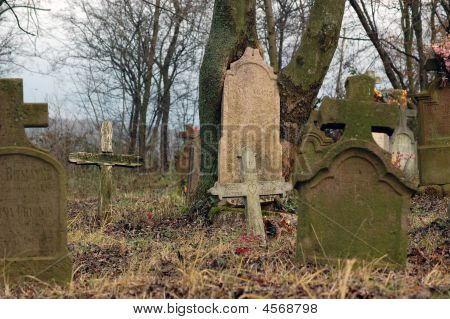 Vecchio cimitero