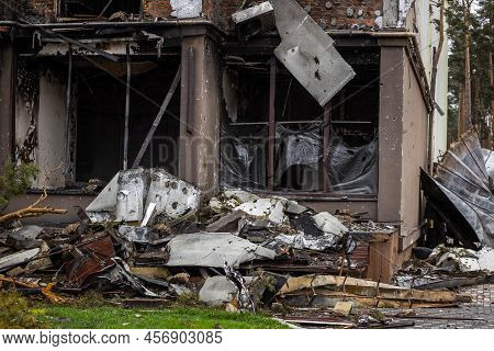 Irpin, Kyev Region Ukraine - 09.04.2022: Cities Of Ukraine After The Russian Occupation. Destroyed B
