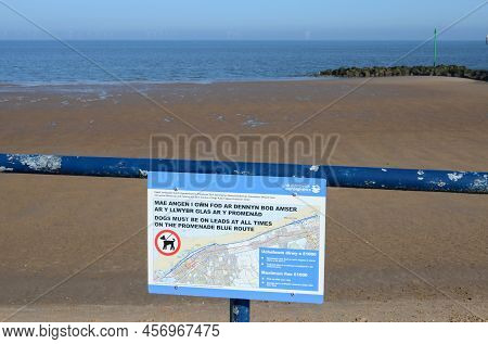 Prestatyn, Uk. Mar 27, 2022. A Bilingual Welsh And English Information Sign At Barkby Beach Explains