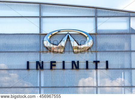 Samara, Russia - June 18, 2022: Dealership Sign With The Logo Of Infinity Automaker. Infiniti Is The