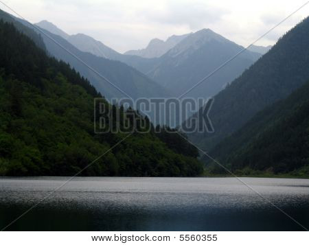 Jiuzhaigou horské scenérie